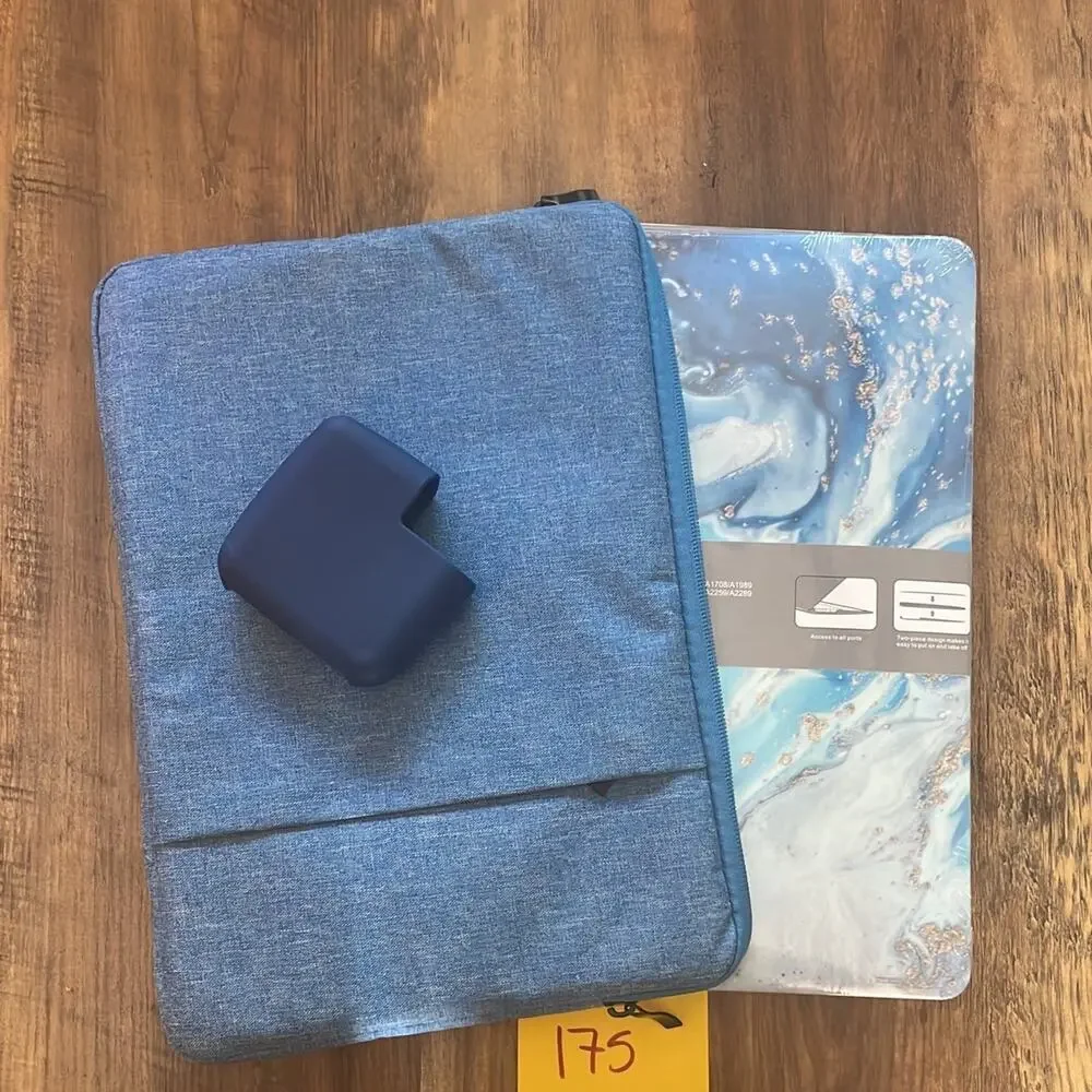 MacBook Pro 13” 2016-2020 blue soft case with hardshell & charger pack cover